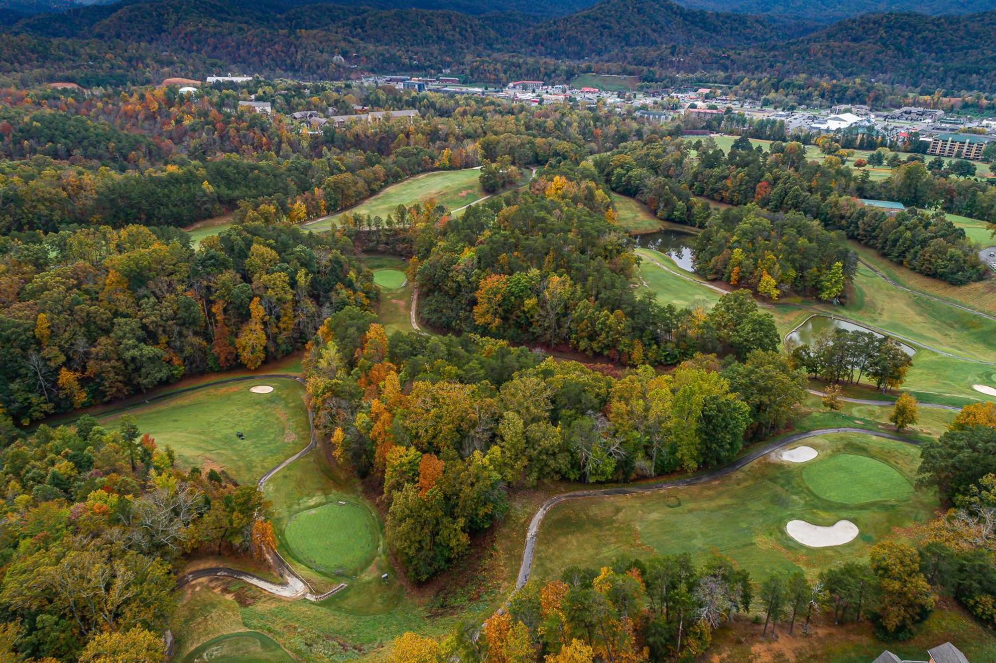 Epic Mountain Views, Hot Tub, Game Room, Sleeps 10 Sevierville Exterior photo