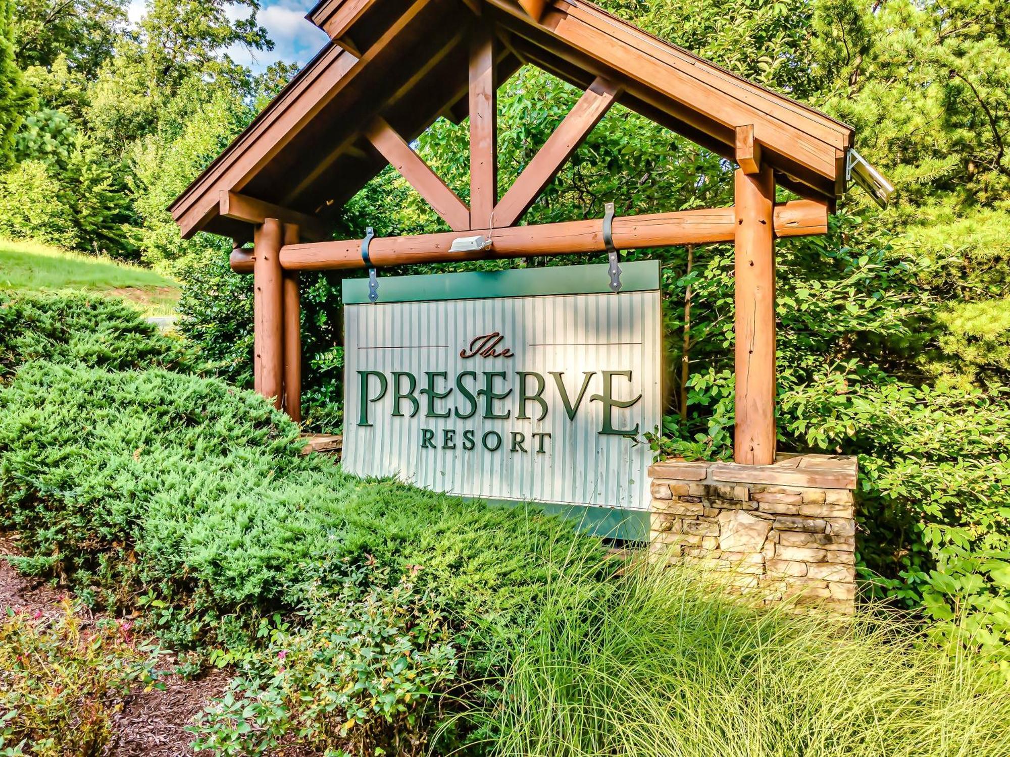 Epic Mountain Views, Hot Tub, Game Room, Sleeps 10 Sevierville Exterior photo