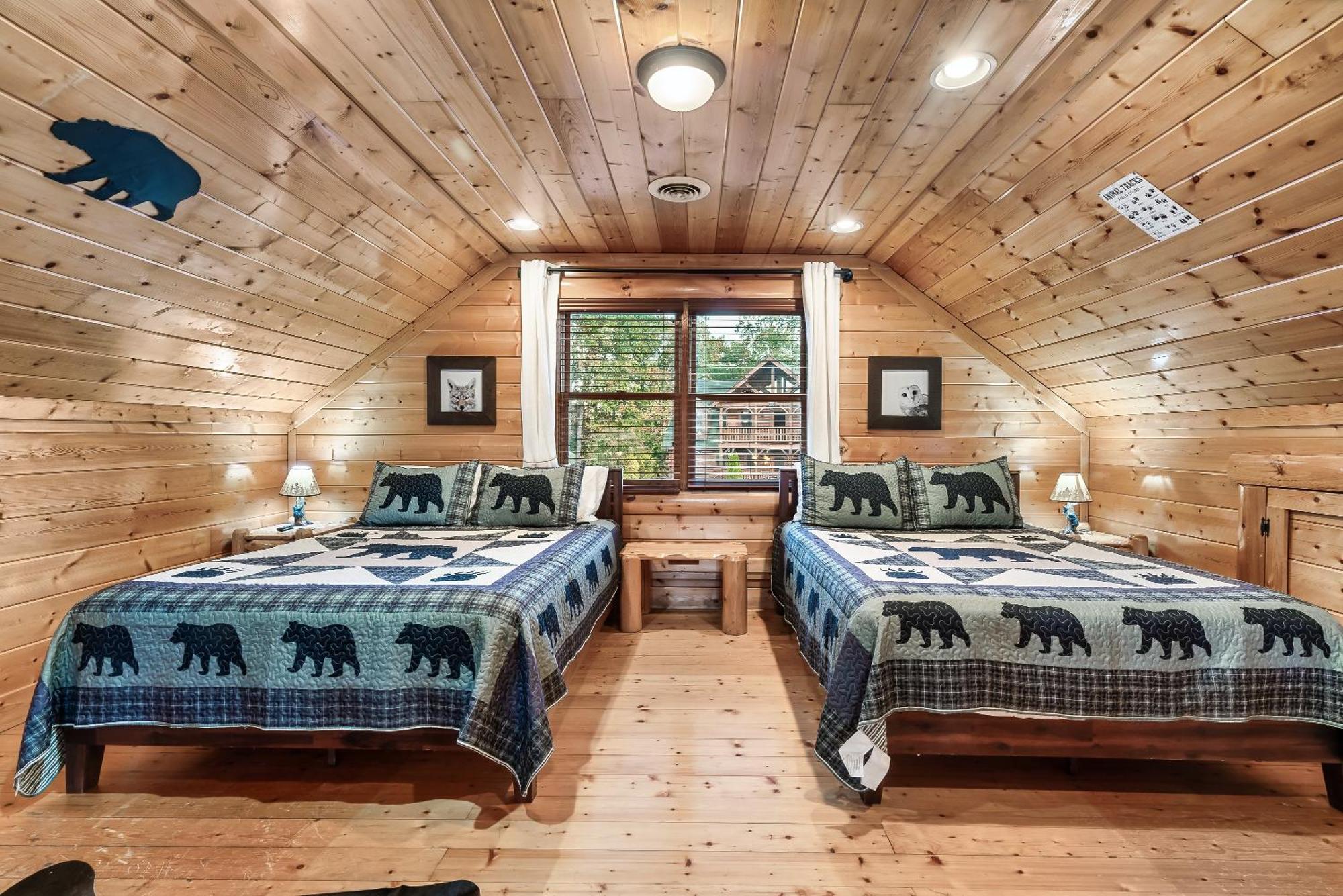 Epic Mountain Views, Hot Tub, Game Room, Sleeps 10 Sevierville Exterior photo