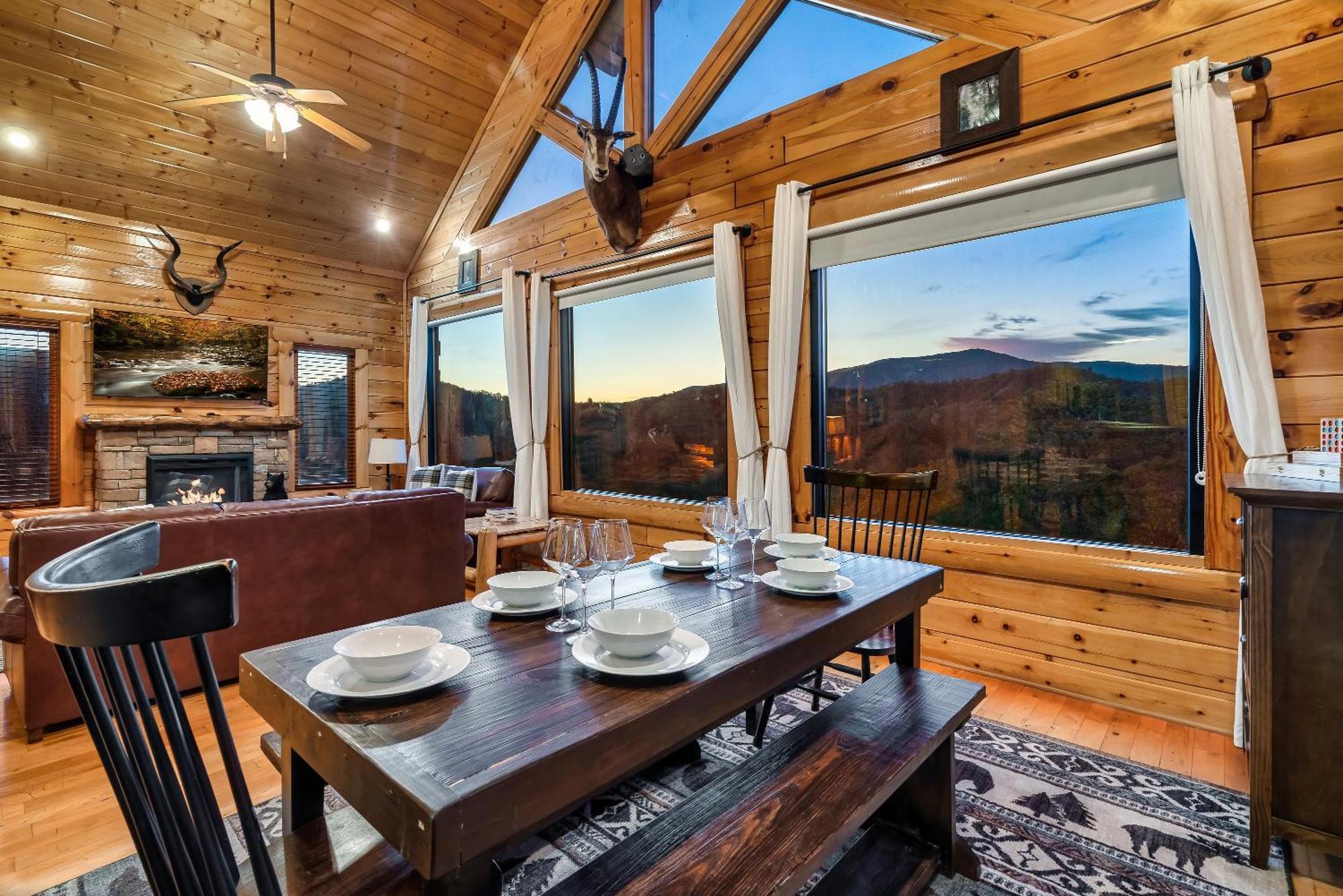 Epic Mountain Views, Hot Tub, Game Room, Sleeps 10 Sevierville Exterior photo